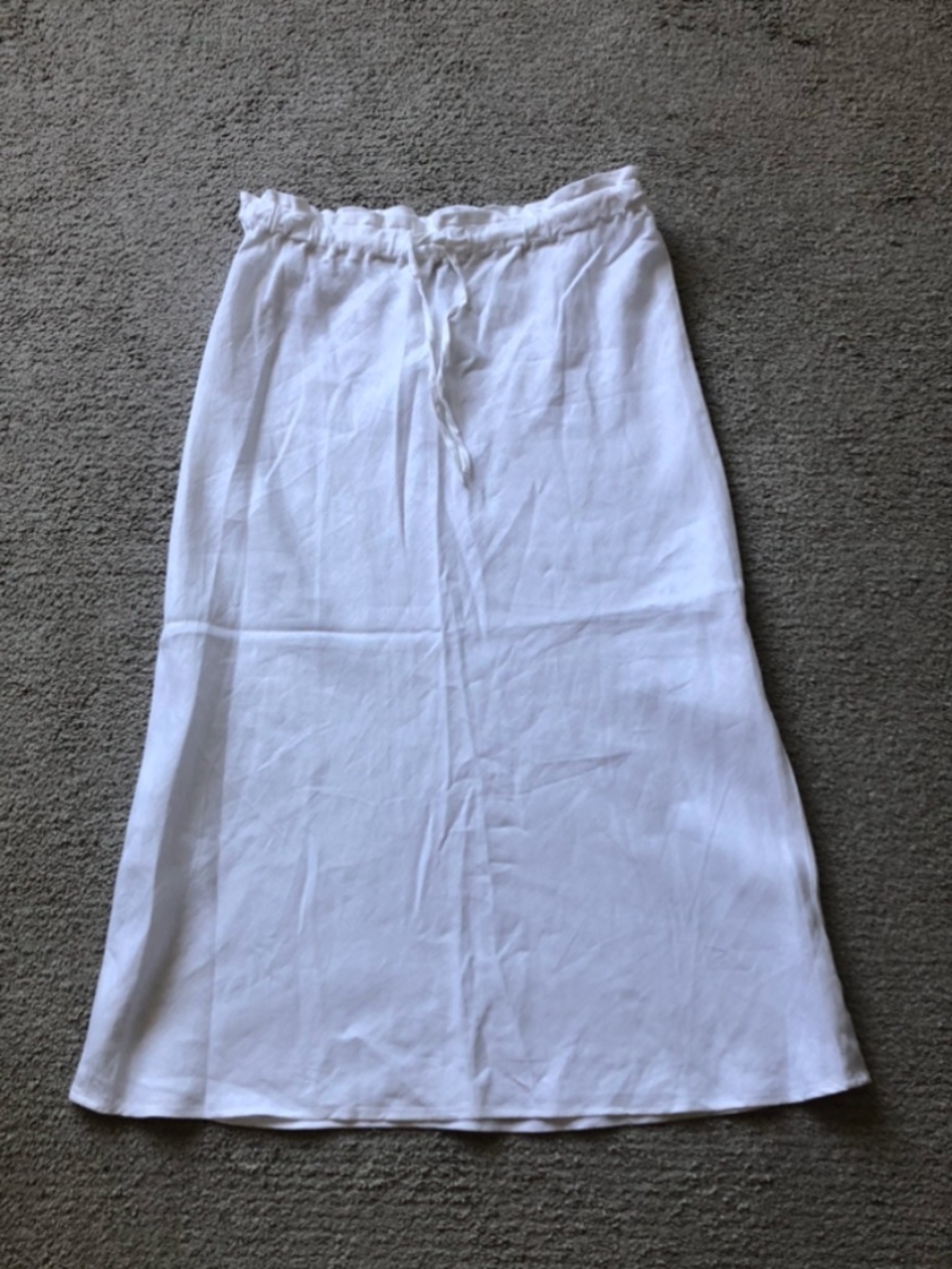 RW&CO- 100% Linen Midi Skirt. NWOT.